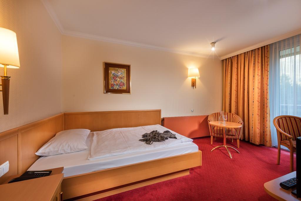 Johannesbad Hotel Palace - Kinder Bis 11 Kostenfrei Bad Hofgastein Dış mekan fotoğraf
